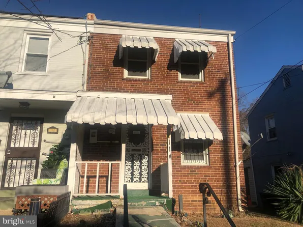114 46th St SE, Washington, DC 20019