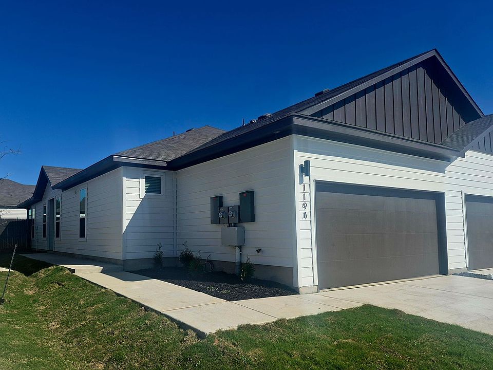 1st image of 119 Gunner Rd Unit A