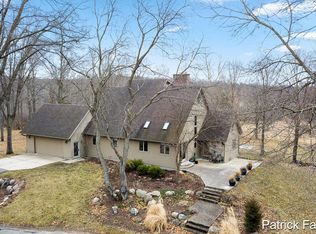 8708 Whitneyville Ave SE, Alto, MI 49302