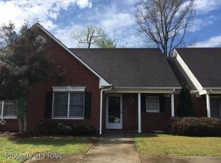 105 Woodridge Dr, Dunn, NC 28334