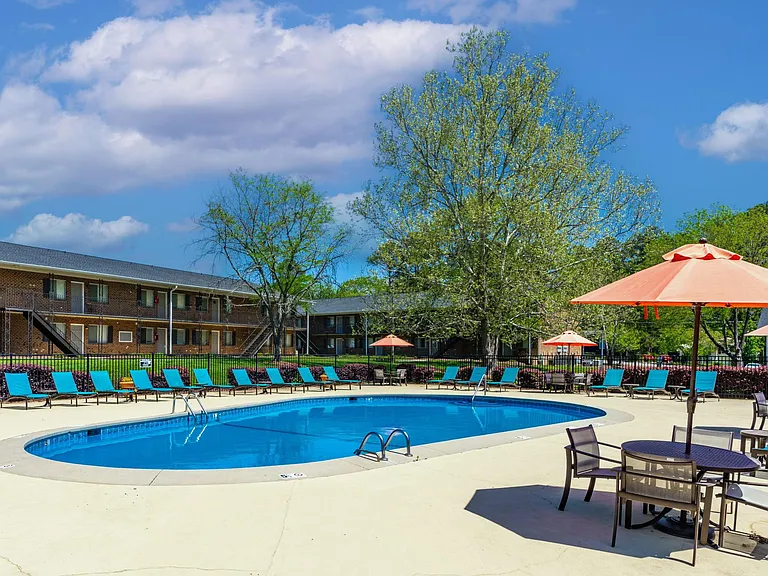 University Lake Apartments — Photo 14