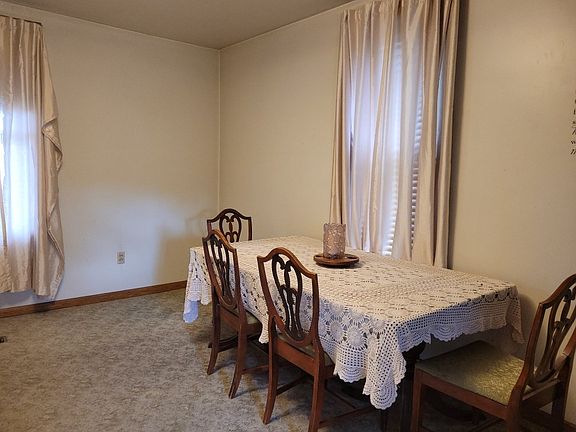 5th image of 33207 Main St