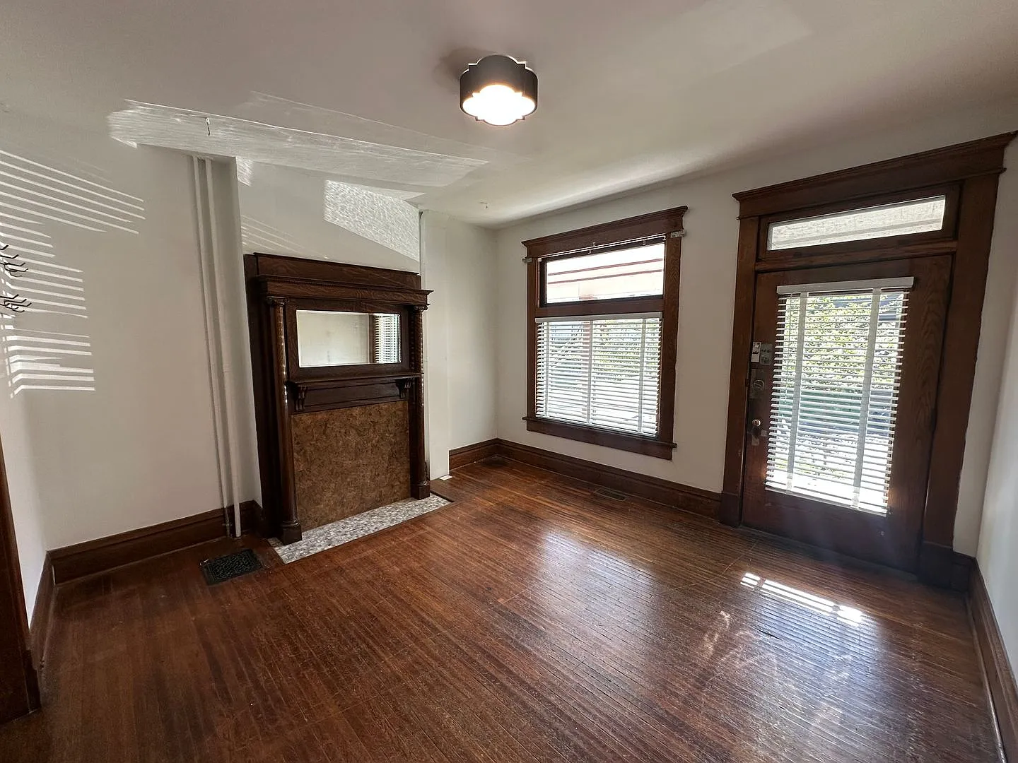 Michigan Ave 1495-1497 TNB — Photo 4