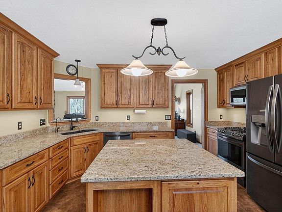 5th image of 9355 St Kilian HEIGHTS