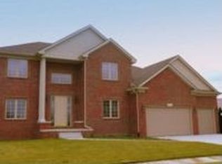 1232 Burns Dr, Troy, MI 48083