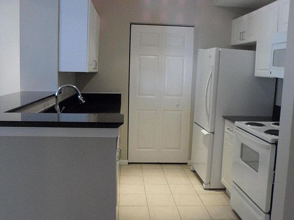 4th image of 780 S Sapodilla Ave APT 201