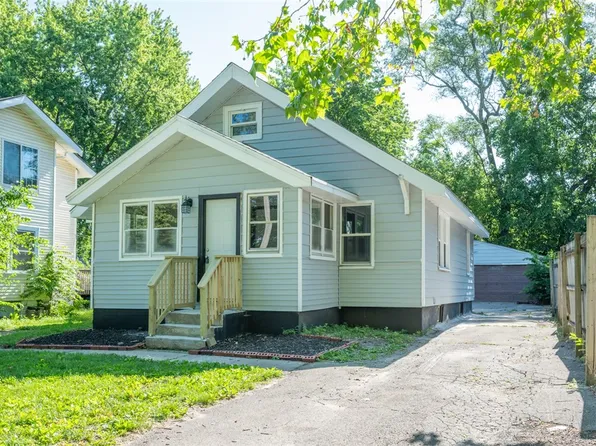 1613 York St, Des Moines, IA 50316