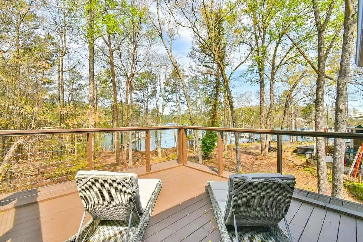 6830 Bailey Dr — Photo 1