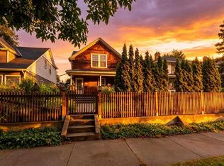 287 7a Ave S, Lethbridge, AB T1J 1N3