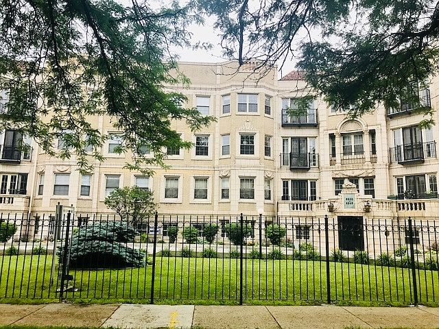 1st image of 6844 S South Shore Dr #3