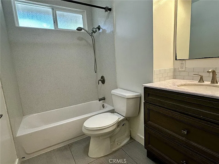15431 Cambay Ln — Photo 18