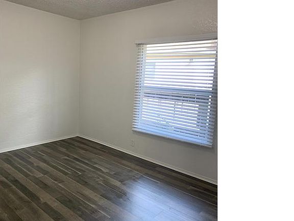 5th image of 11950 Greenglen Dr