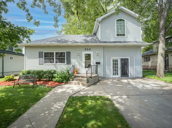 359 S Center Ave, Bradley, IL 60915