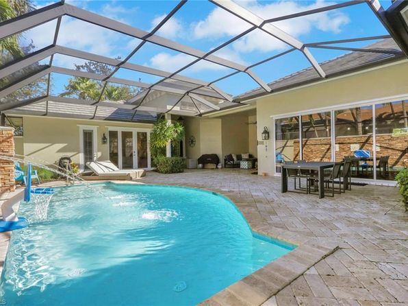 5074 Rustic Oaks CIR, NAPLES, FL 34105