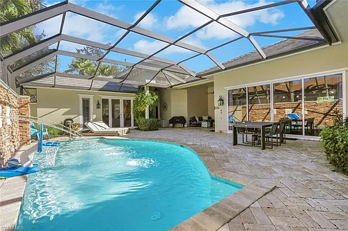 5074 Rustic Oaks Cir Photo 1