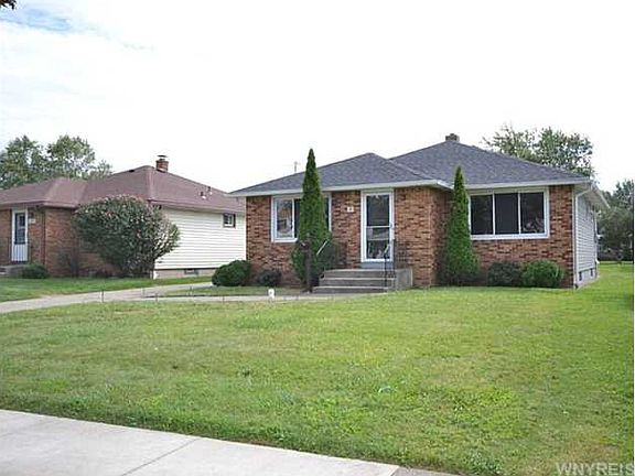 2nd image of 179 Oakvale Blvd