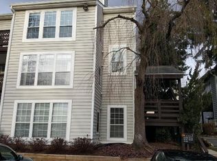 10180 Oakton Terrace Rd, Oakton, VA 22124