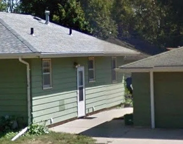 1300 S Blauvelt Ave — Photo 7