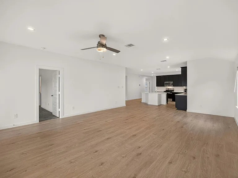 29510 Paytons Park Ct — Photo 12