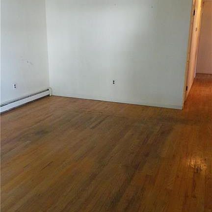 4th image of 1209 Anna Marie St