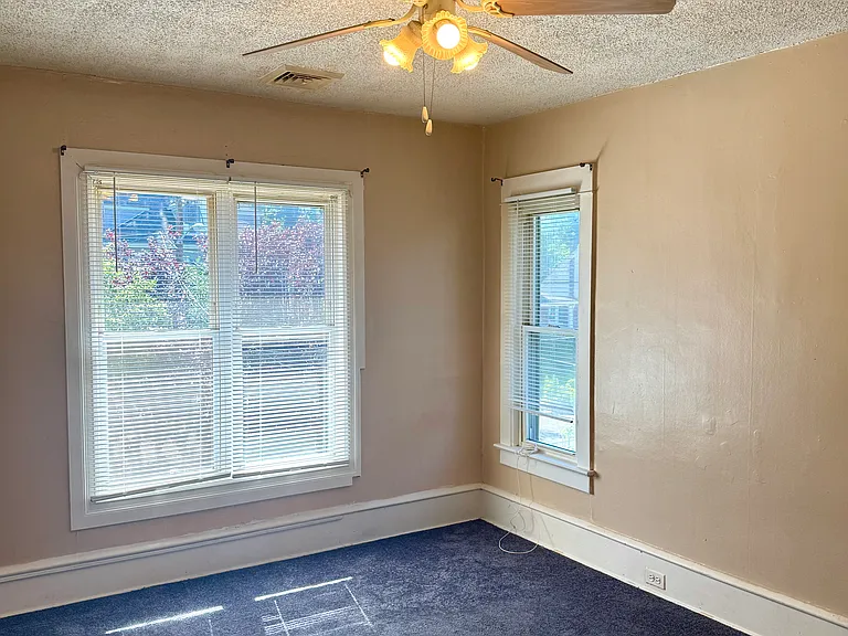 14 Clinton Ave #2 — Photo 14
