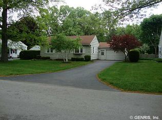 524 Wahlmont Dr, Webster, NY 14580