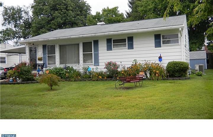 1st image of 2438 Hammond Pl