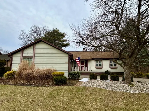 809 Foxwood Dr, Lafayette, IN 47905