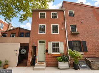 817 S Leithgow St, Philadelphia, PA 19147