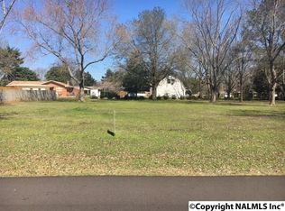 120 Meadow Dr, Madison, AL 35758