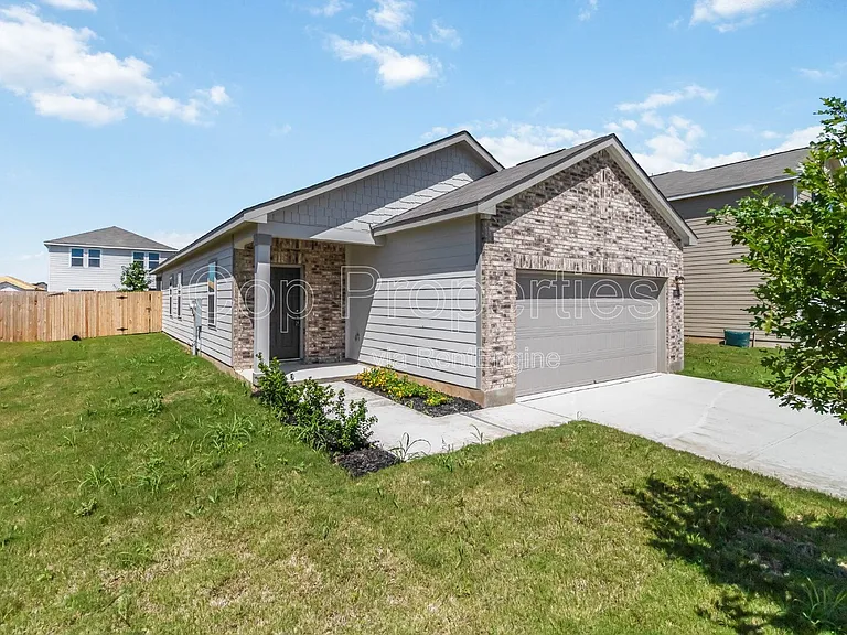 10219 Pine River Dr — Photo 6