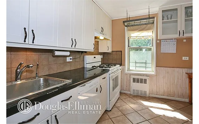 Sold by Douglas Elliman | media 13