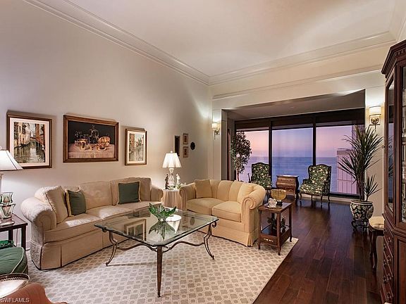 3rd image of 4301 Gulf Shore Blvd N Ph 5