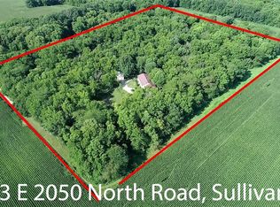 2623 E 2050 North Rd, Sullivan, IL 61951
