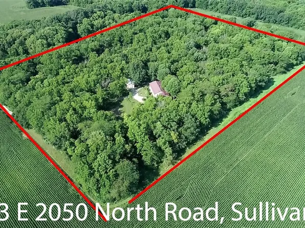 2623 E 2050 North Rd, Sullivan, IL 61951