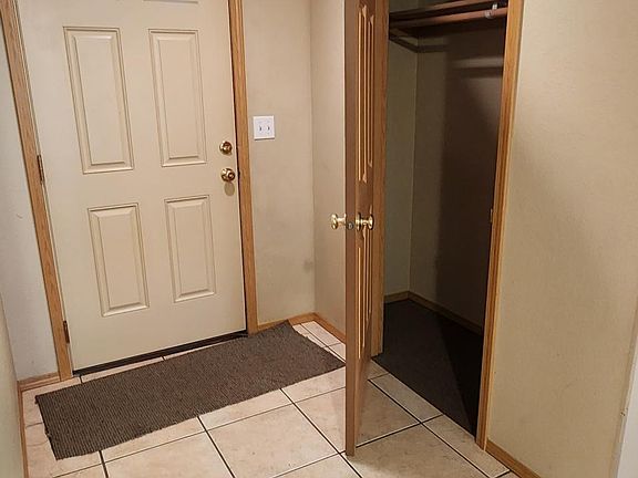 Front entry way and closet