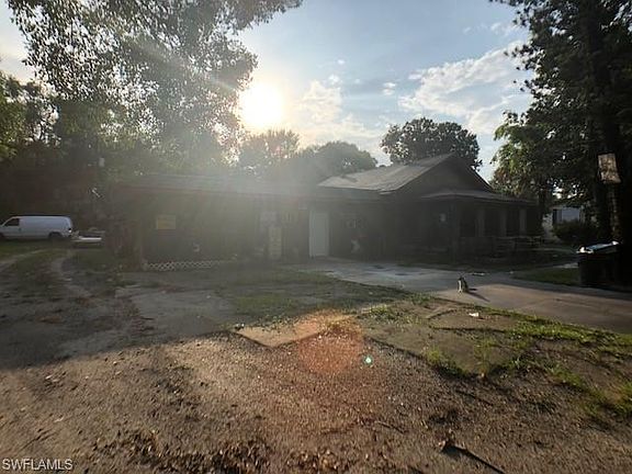 2nd image of 420 Fairfax Dr #1-2-3