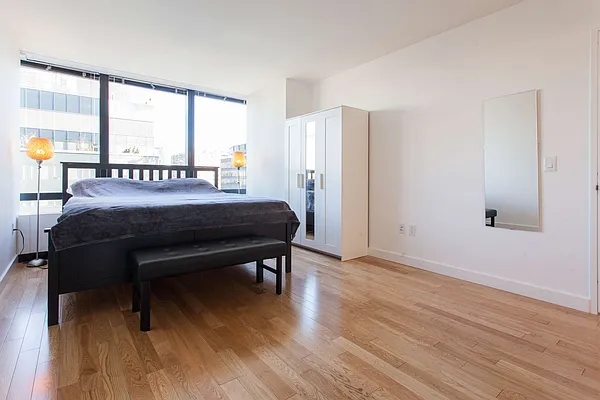 Rented by Compass | media 16