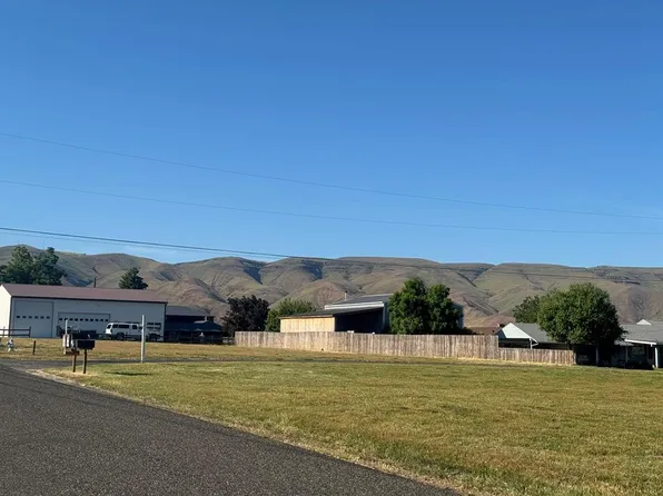 Nka Valley View Dr, Clarkston, WA 99403