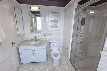 Rented by Peter Ashe