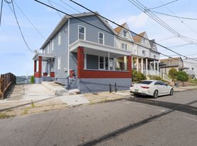 2721 Cobden St, Pittsburgh, PA