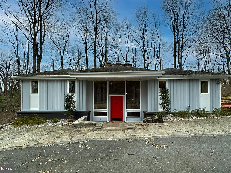 19 Ridgeview Rd — Photo 3