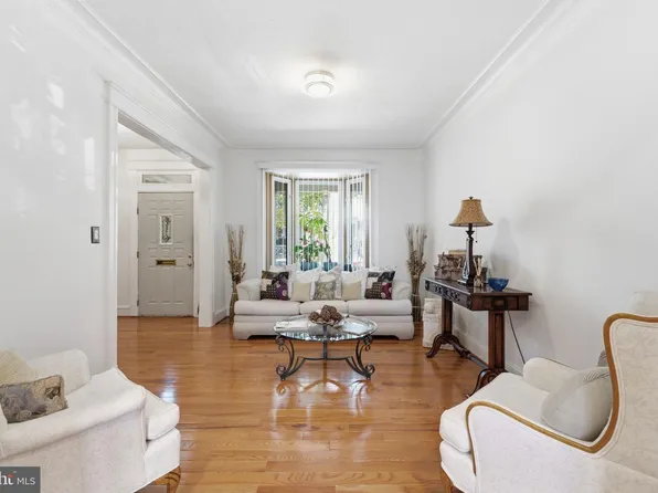 4214 3rd St NW, Washington, DC 20011