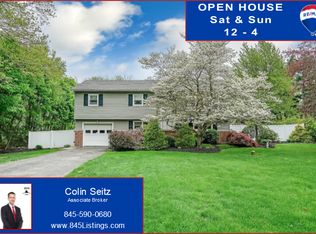 8 Kings Hill Ter, Wallkill, NY 12589