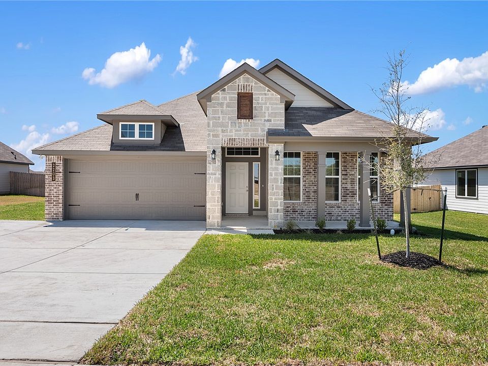 1st image of 2203 Autumn Lake Dr