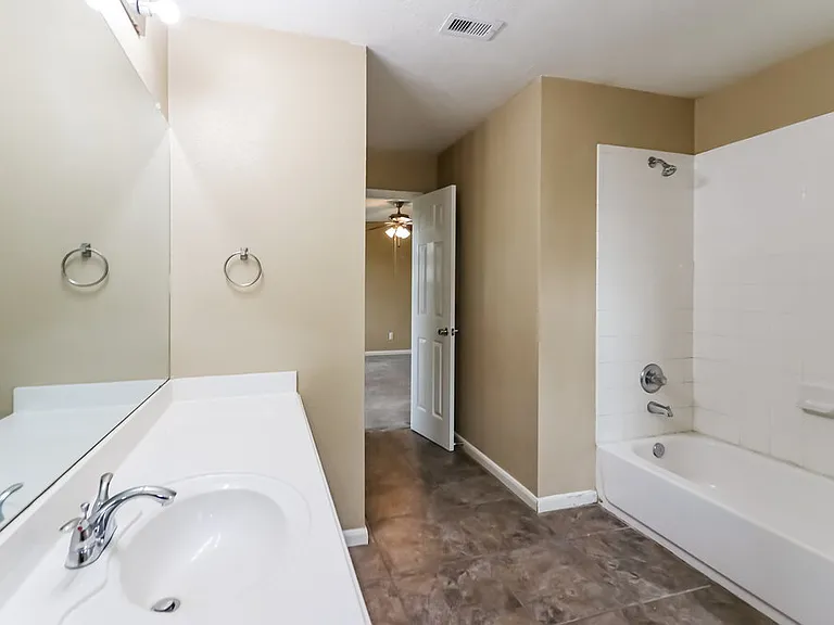 20710 Tayman Oaks Dr — Photo 12