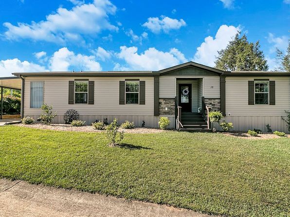 15 Dogwood Knl