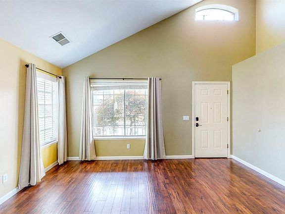5th image of 9404 Lazy Creek Drive