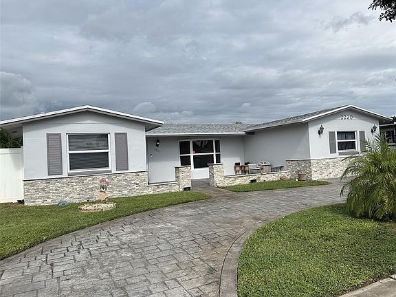 2nd image of 2230 NW 93rd Avenue