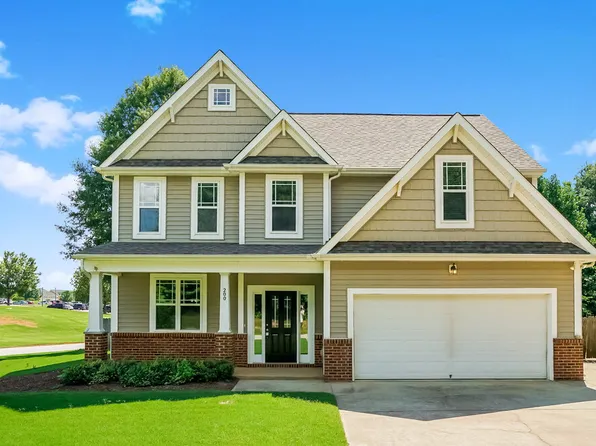 200 Collinsworth Dr, Clayton, NC 27527